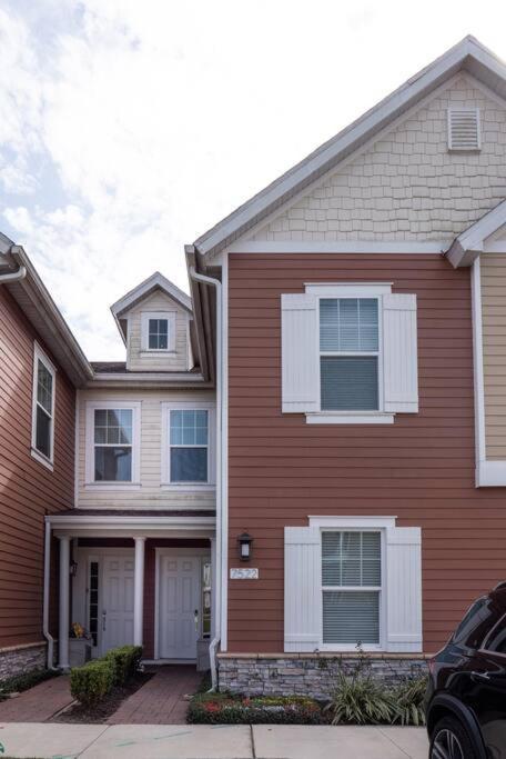 Brand New 3 Bedroom Near / Wi-fi / Parking